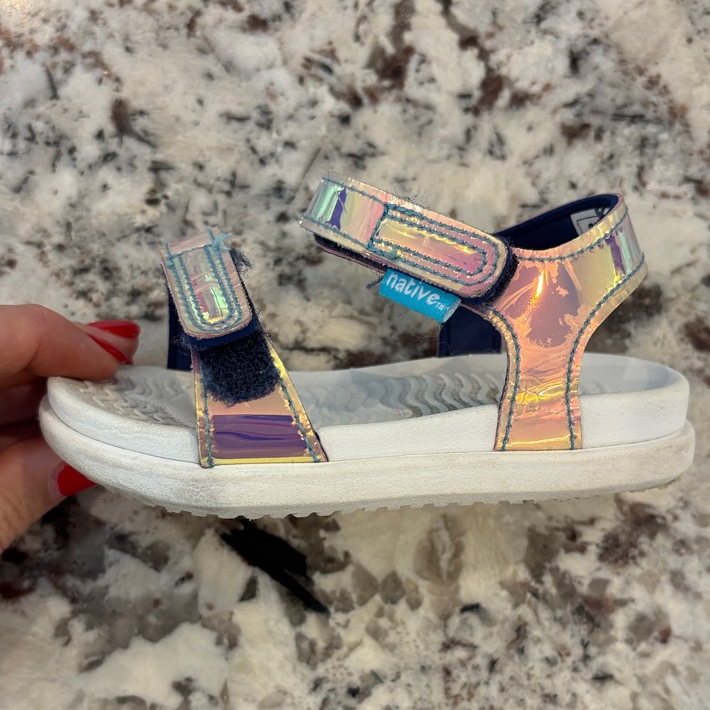 Native Sandals - Picture 4 of 5